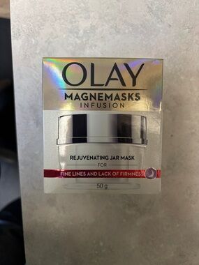 Olay Magnemasks Infusion Rejuvenating Jar Mask - New in Box